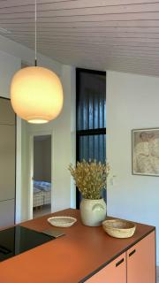 Beautiful cottage with a simple modern aesthetic - 4
