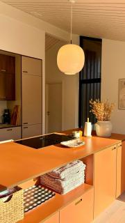 Beautiful cottage with a simple modern aesthetic - 5