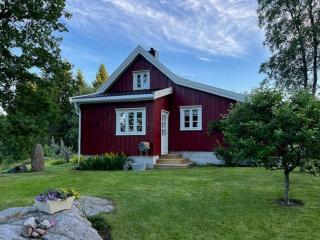 Cottage with views and private sauna - 0