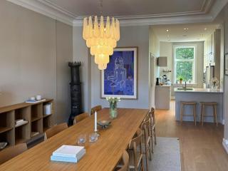 Classic flat with stucco on Majorstuen - 8
