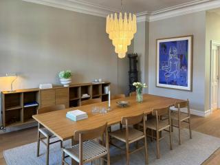 Classic flat with stucco on Majorstuen - 1