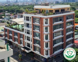 Private and quiet for 2 at wsi residences Makati City - 3