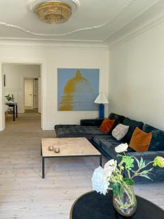 Grand 1912 apartment in inner Osterbro - 2