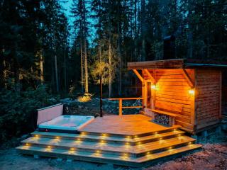 Log cabin with wood-fired sauna & Hot-Tub - 7