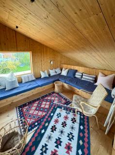 Architect-designed house by Malo streams - 7