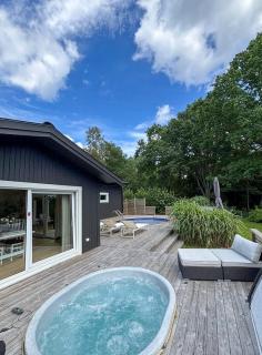 Cottage with pool by nature reserve near Kalmar - 7