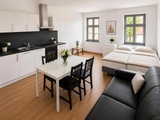 Altes Landratsamt Feuchtwangen - 1
