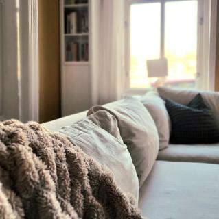 Charming apartment by Sofienberg Park - 3
