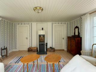 18th century cottage in private forest - 2