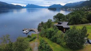 Architect-designed cabin with fjord views - 0