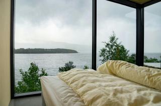 Architect-designed cabin with fjord views - 8