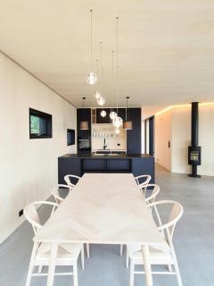 Architect-designed cabin with fjord views - 9