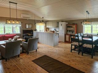 Sunny cabin with views of Gaustaknea - 8