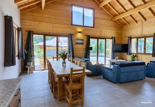 CASA-Grand Laus: Duplex familial sauna et jacuzzi - 9
