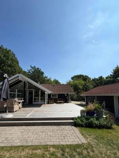 Bright summer house with deck near Asserbo - 9