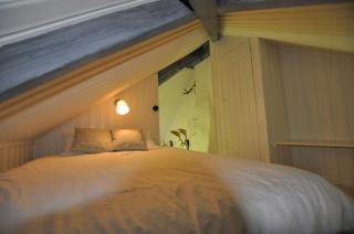 Hunting lodge by Sweden's largest private lake - 3
