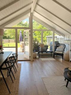 Bright summer house with deck near Asserbo - 4