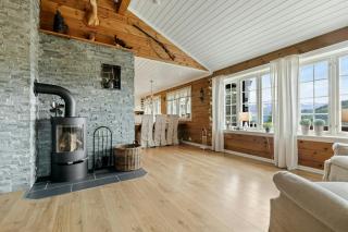 Traditional cabin with turf roof near Stryn - 9