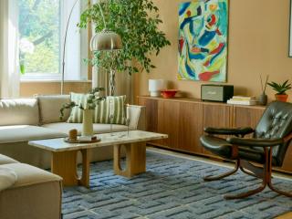 Bright flat overlooking Sofienbergparken - 0