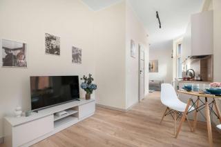 Przytulne Studio w Kamienicy Blisko Rynku by Noclegi Renters - 5