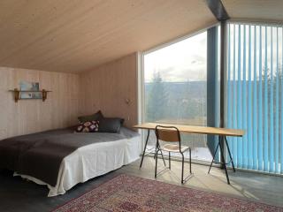 Homestead with panoramic view over Randsfjorden - 8