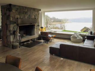 Lakeside House with Private Boat at Schaalsee - 4