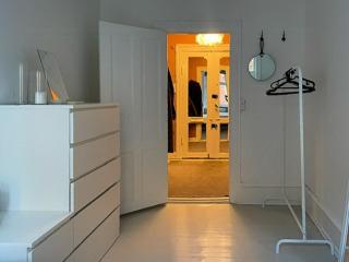 Designer's home in vibrant Copenhagen district - 1