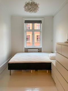 Designer's home in vibrant Copenhagen district - 2