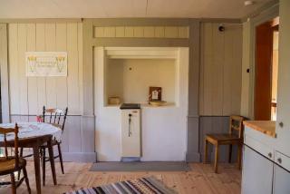 Authentic 1800s cottage in Smaland - 3