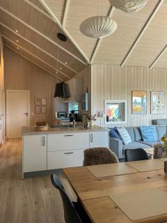 Family Cottage With Activities For All Ages - 2