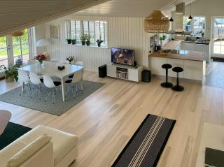 Newly built holiday home with sea view - 3