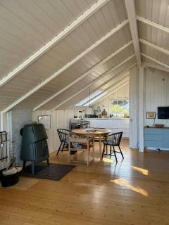 Classic 1970s summer house with Kattegat views - 4