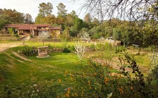 Designer stone cottage with pool in the mountains - 0