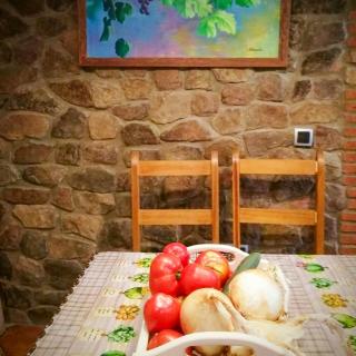 Designer stone cottage with pool in the mountains - 4