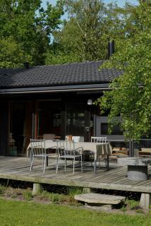Architect-designed 70s style house - 5
