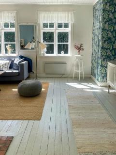 Cozy cottage with fireplace and sunny veranda - 5