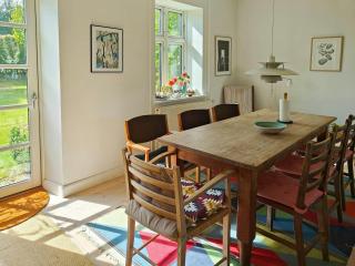 Family house wit views over the fields on Mon - 0