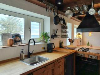 Fisherman's cottage with sea views in Cold Hawaii - 7