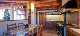 Chalet with fireplace and panoramic terrace - 4