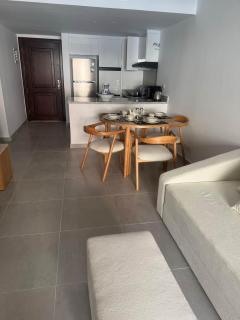 G04 one bedroom apart/balcony/fountain view - 5