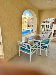 G-01 Elegant 1BR| Pool access & balcony - 4