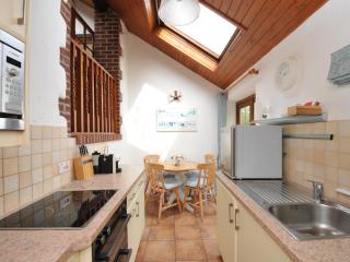 Shipload Cottage - 8