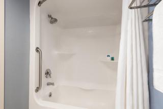 Holiday Inn Express Cambridge by IHG - Cambridge - 7
