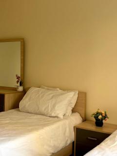 Breezy 3-Bedroom Apartment with Panoramic Views - 1