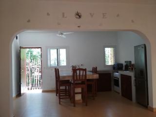 Villa avec piscine privée sur la plage situé sur la presqu'ile de majunga - 8