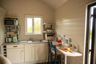 Barn Sleeps 3 with Parking - 7