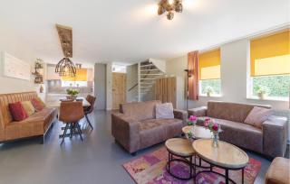 Amazing Home In Wemeldinge With Sauna - 8