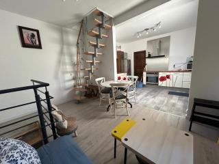 Maisonnette proche Base de Loisirs de Buthiers - 0