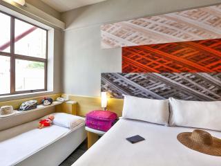 Ibis Maringa - 8