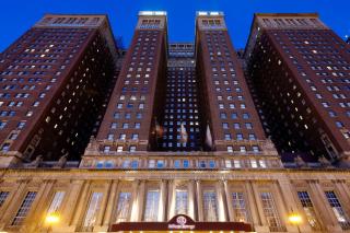 Hilton Chicago - 9